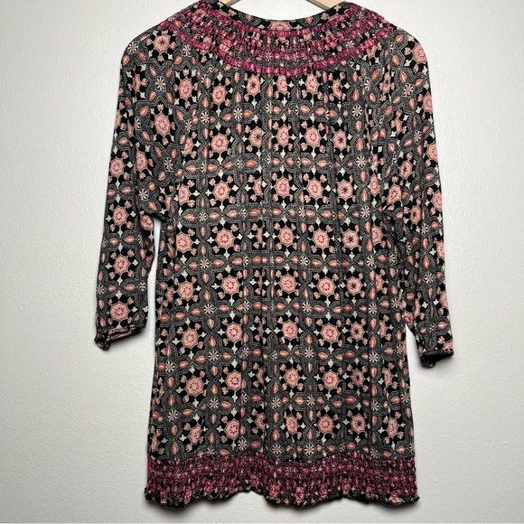 Lucky Brand Women Top 1X Black Pink Embroidered Split Neck Boho Dark Cottagecore - Picture 3 of 11